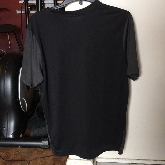 The North Face Men’s Mountain Athletics Shirt - Picture 3 of 7